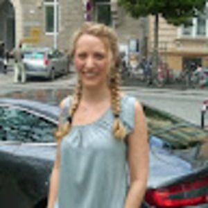 Meet your Posher, Lacey